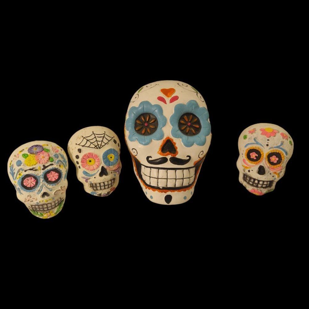 SET OF 4 - Day of the dead dia de Los muertos ceramic sugar skull
